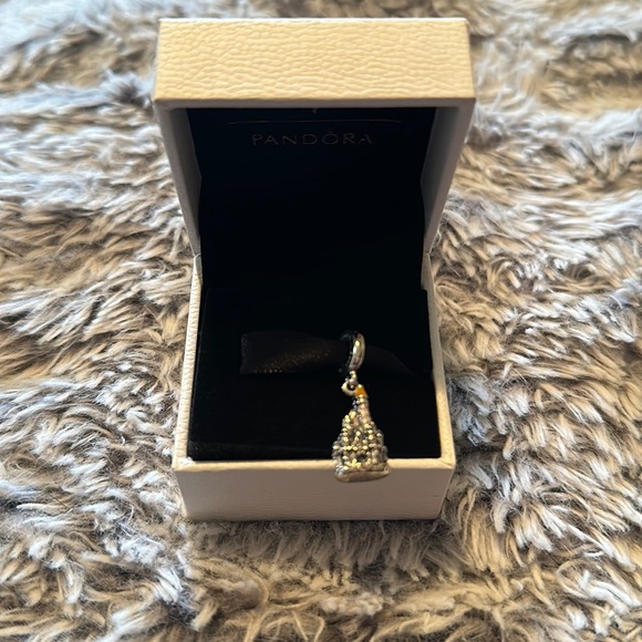 Pandora Disney castle 50th anniversary charm - Picture 2 of 7